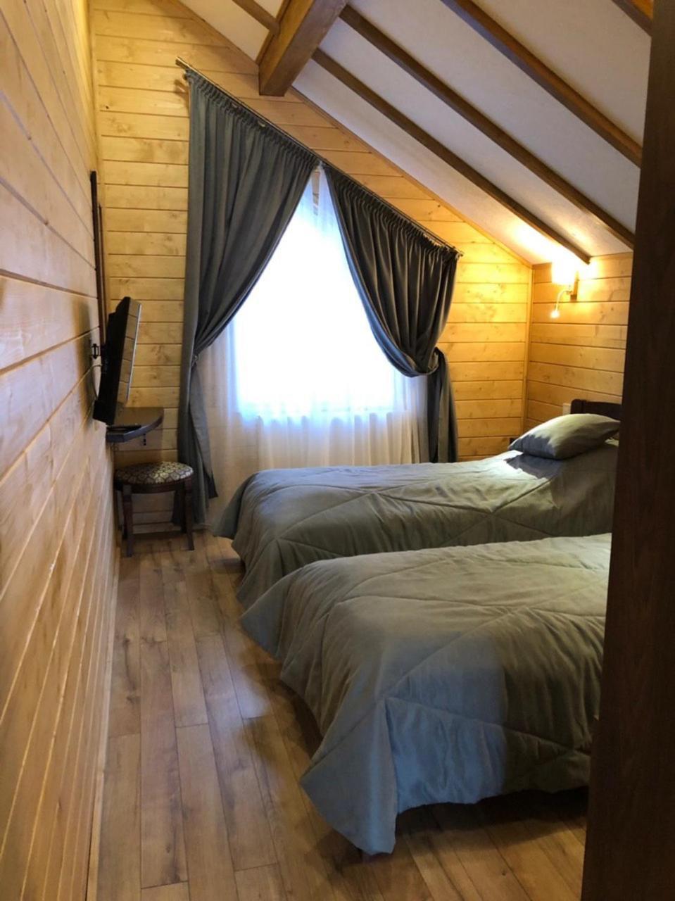 Cottage Familiya 韦尔霍维纳 外观 照片
