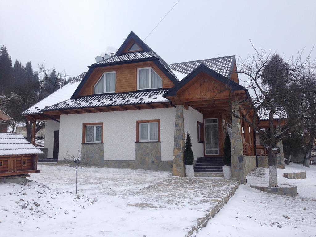 Cottage Familiya 韦尔霍维纳 外观 照片