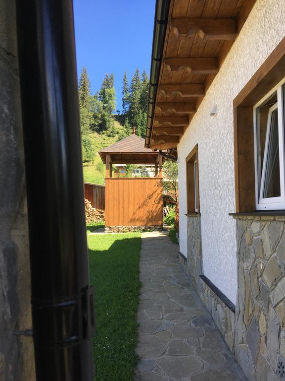 Cottage Familiya 韦尔霍维纳 外观 照片
