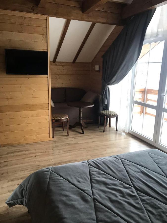 Cottage Familiya 韦尔霍维纳 外观 照片