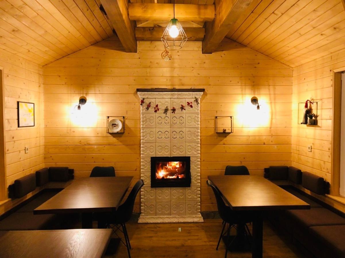 Cottage Familiya 韦尔霍维纳 外观 照片